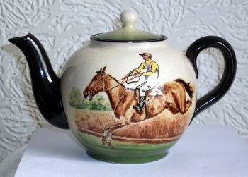 Watcombe sporting teapot